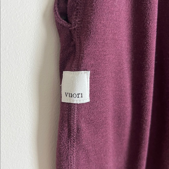 Vuori Womens Dream Knit Performance Jogger Cropped Fig Sz Small Short - Picture 4 of 6